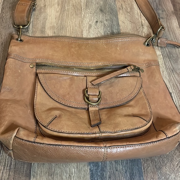 Fossil Leather Crossbody - Picture 3 of 10